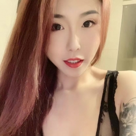 推荐个颜值和身材并存的小白领！