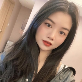 身材好有风情的小姐姐