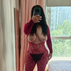 大胸肥臀熟女