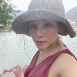 验证个颜值高身材不错的妹子