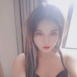 主打服务的小姐姐