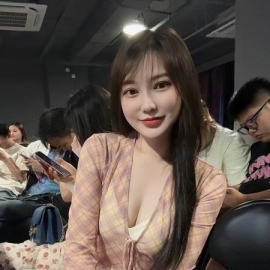 虹口情趣大胸奶糖妹妹