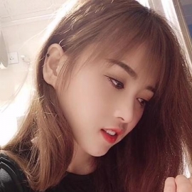 苗条靓妹菲菲