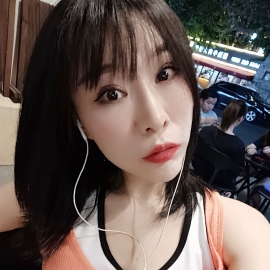 推荐个颜值小高的新人