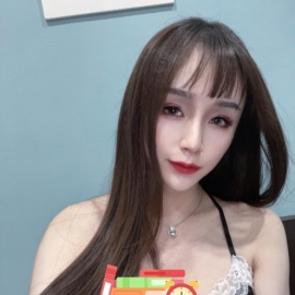 臀部手感好翘起来诱惑