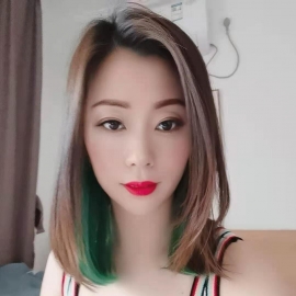 莎莎和朵儿角色扮演可飞