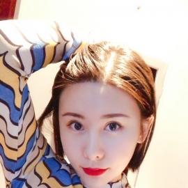 推荐个颜值小高的上班族