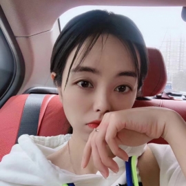 高新笑笑小姐姐