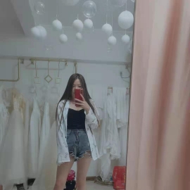 肤白貌美大奶子琳儿