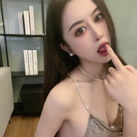 妖媚火辣身材